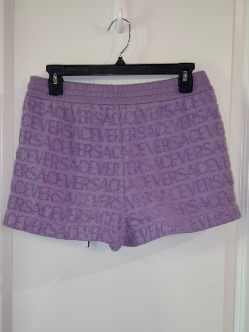 Versace Logo Jacquard Towel Logo Stitched Shorts in Lilac - Picture 7 of 14